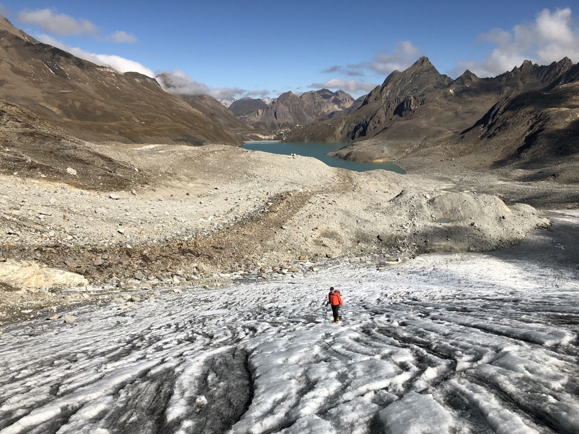 CD7628E3-EDC5-40CD-8A61-D979BFC2DBD0